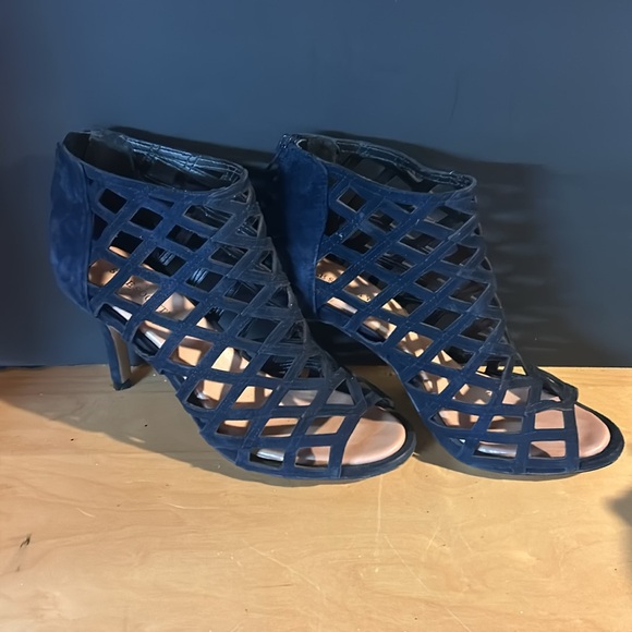 Sole Society caged heeled booties Navy Blue size 8.5 - Picture 3 of 7